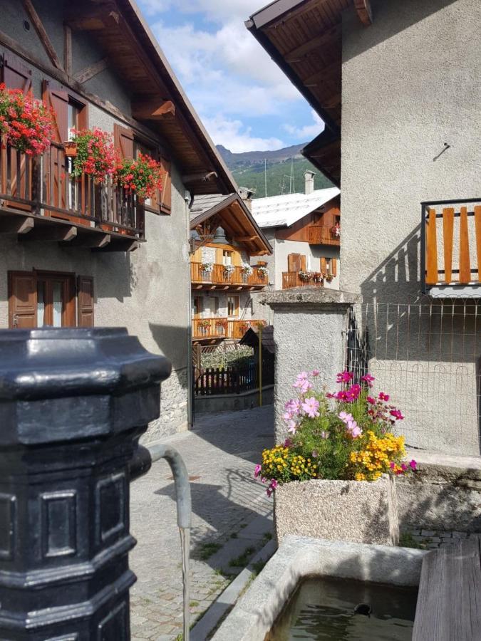 Deacons Lodge Бардонечия Екстериор снимка