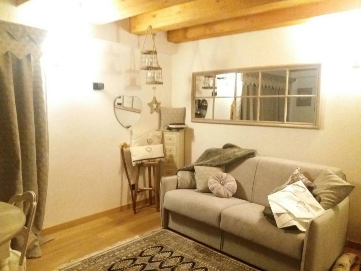 Deacons Lodge Бардонечия Екстериор снимка